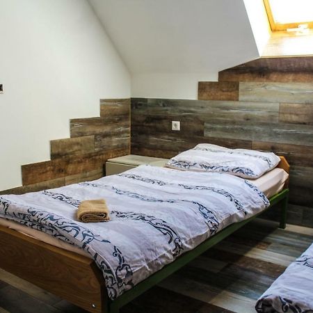 Sobe Sa Kupatilom Jajce Bed & Breakfast Exterior photo
