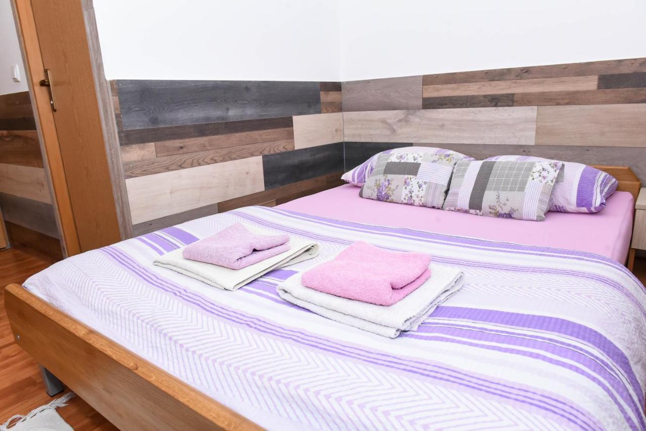 Sobe Sa Kupatilom Jajce Bed & Breakfast Exterior photo