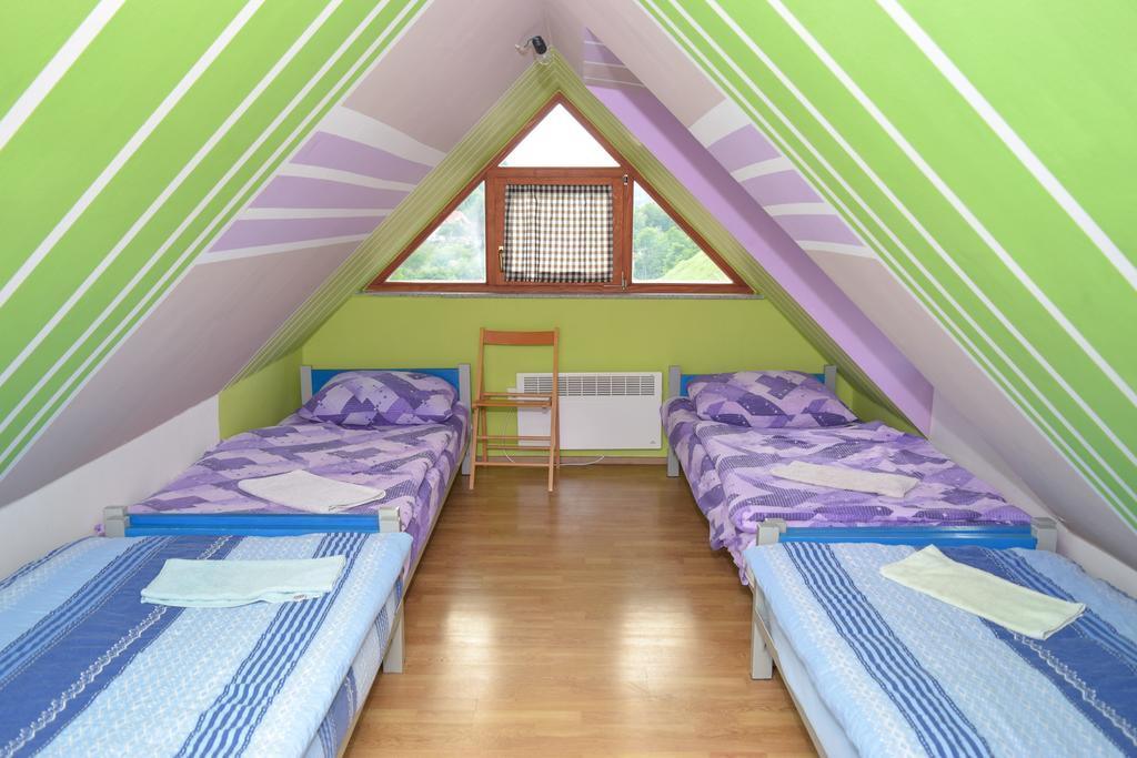Sobe Sa Kupatilom Jajce Bed & Breakfast Exterior photo