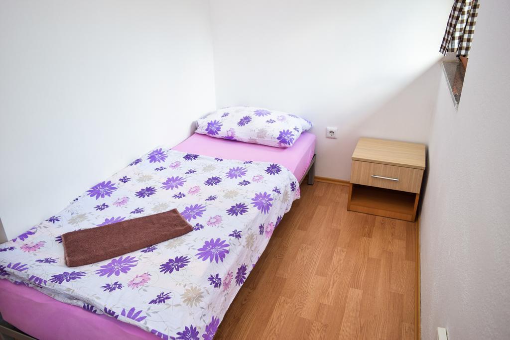 Sobe Sa Kupatilom Jajce Bed & Breakfast Exterior photo